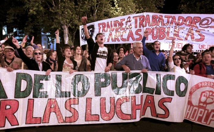 El 25S y el 15M convocan un nuevo 'Rodea el Congreso' con motivo de la huelga y llaman a permanecer toda la noche