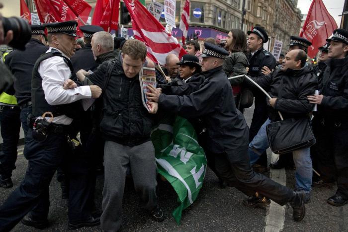 Los 'peperos' y su primera vez en una manifestación