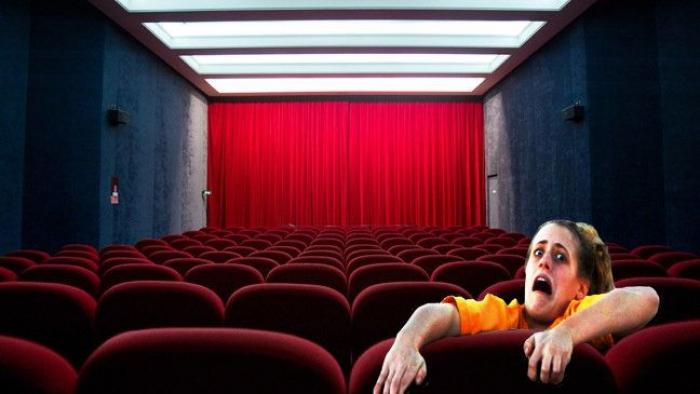 "Mi madre está preocupada por mi viaje": los montajes de la foto con truco en el Gran Cañón (FOTOS)