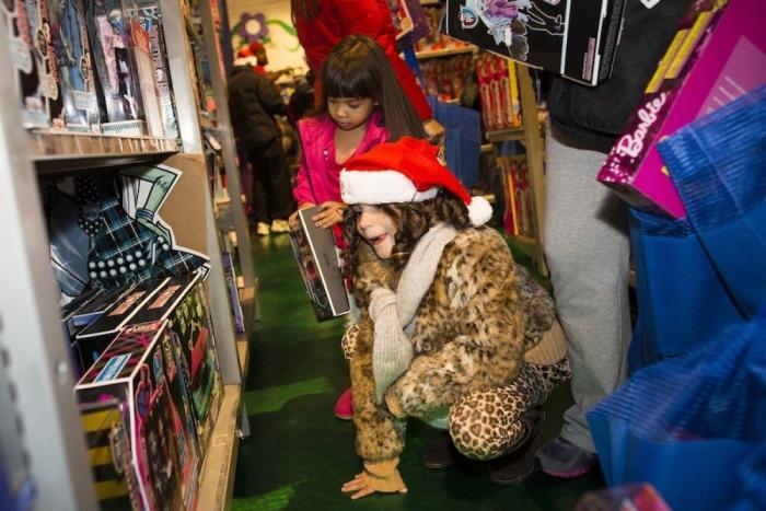 Peleas en rebajas en Black Friday: lucha en Walmart en el día del consumismo en EEUU (VÍDEO, FOTOS)