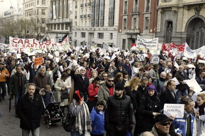 Dimite el consejero de Sanidad de Madrid al paralizarse el proyecto de privatización sanitaria