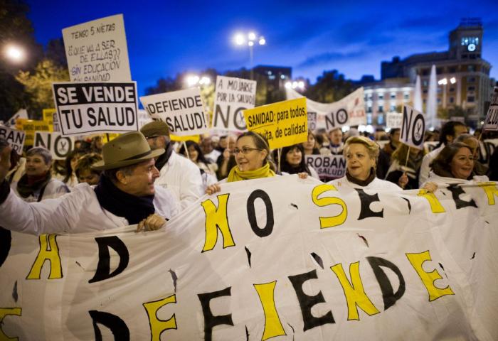 Dimite el consejero de Sanidad de Madrid al paralizarse el proyecto de privatización sanitaria