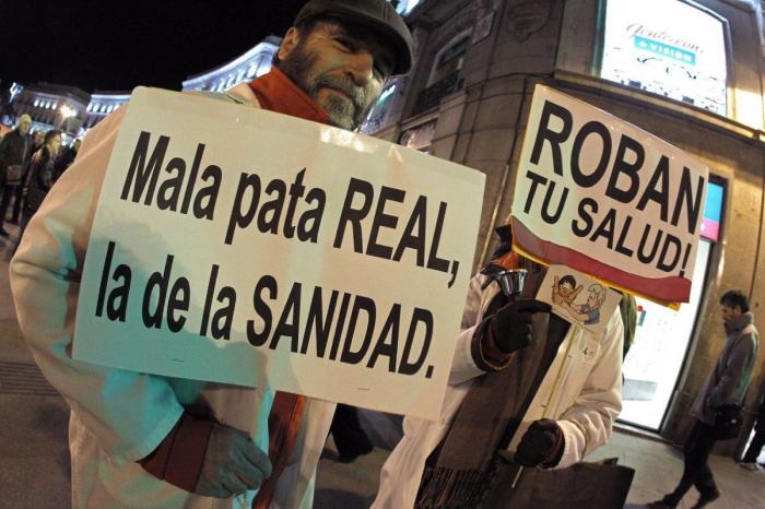 Dimite el consejero de Sanidad de Madrid al paralizarse el proyecto de privatización sanitaria