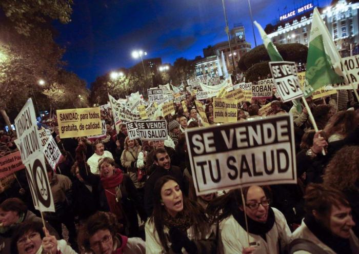 Dimite el consejero de Sanidad de Madrid al paralizarse el proyecto de privatización sanitaria