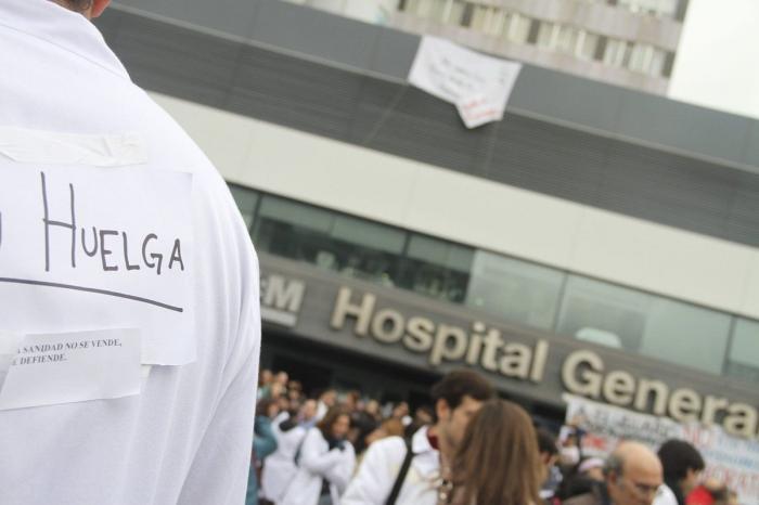 Dimite el consejero de Sanidad de Madrid al paralizarse el proyecto de privatización sanitaria