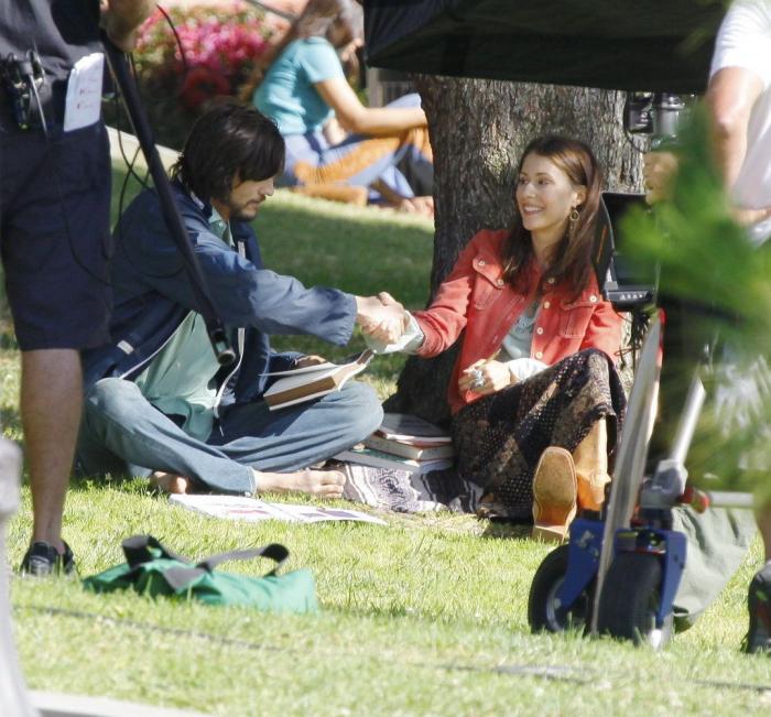 Ashton Kutcher como Steve Jobs: clavado en la primera imagen oficial de 'jOBS' (FOTO)