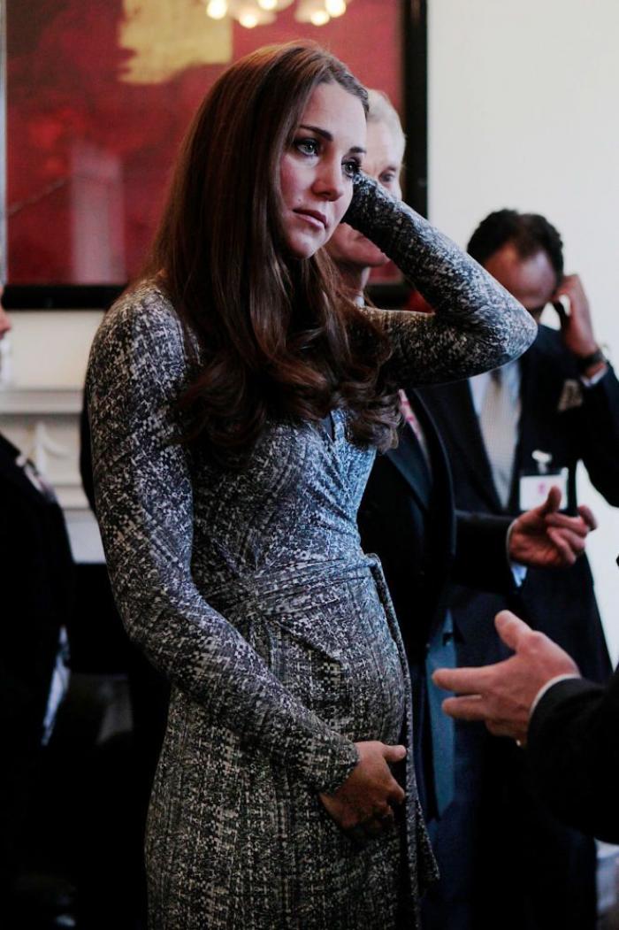 Kate embarazada: la barriga que Kate Middleton ya luce en actos públicos (FOTOS)