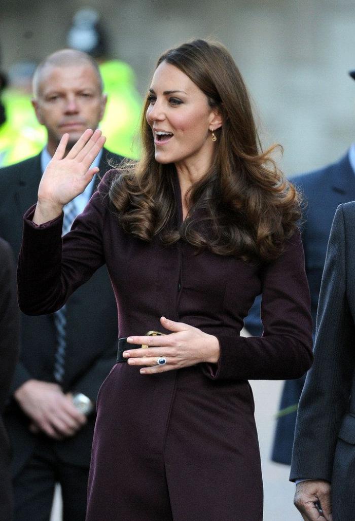Kate embarazada: la barriga que Kate Middleton ya luce en actos públicos (FOTOS)