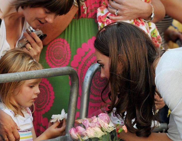 Kate Middleton abandona el hospital (FOTO)