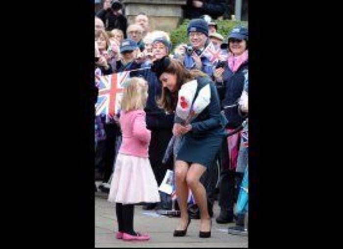 Kate Middleton abandona el hospital (FOTO)