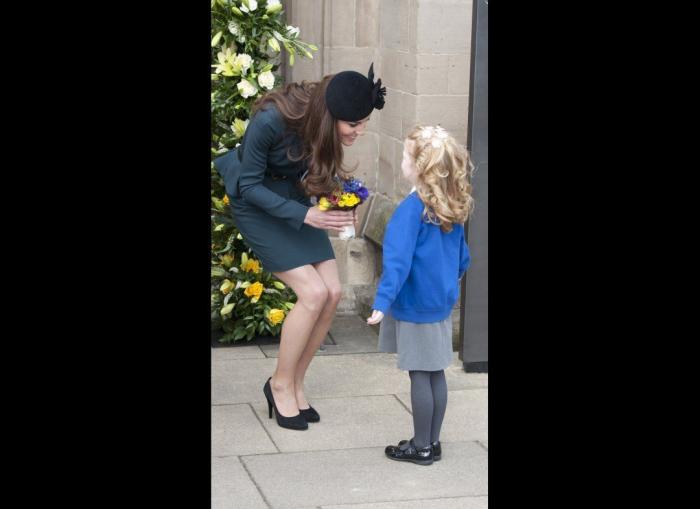 Kate Middleton abandona el hospital (FOTO)