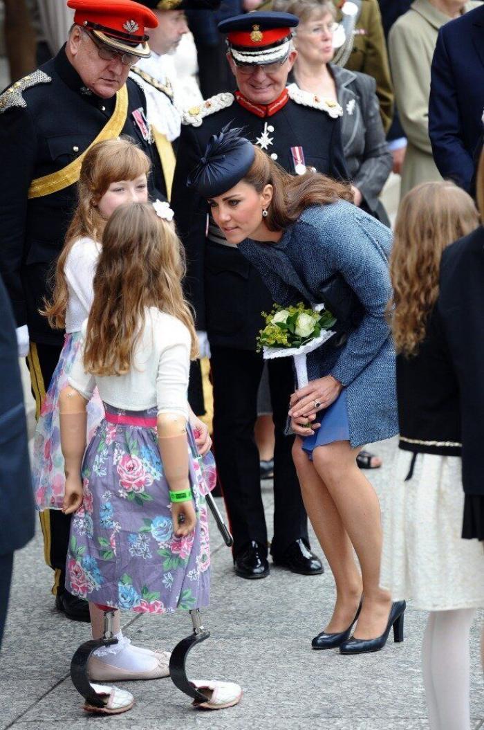 Kate Middleton abandona el hospital (FOTO)