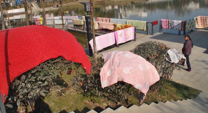 Ropa, colchas, verdura, pescado: 15 formas de poner las cosas a secar en China (FOTOS)