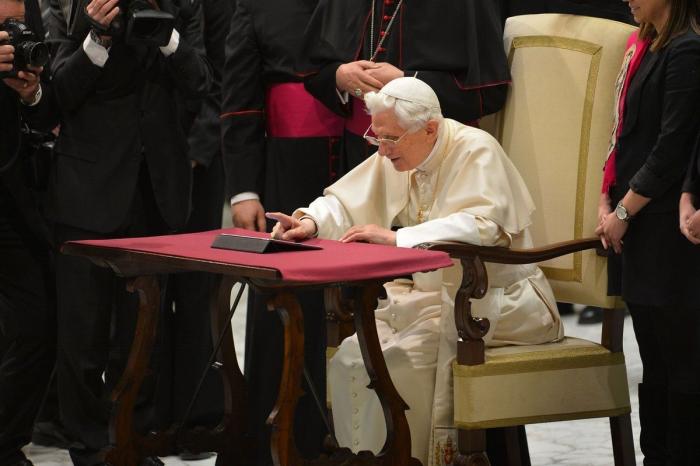 Queridos amigos: lo que ha dicho el Papa en Twitter (TUIT)