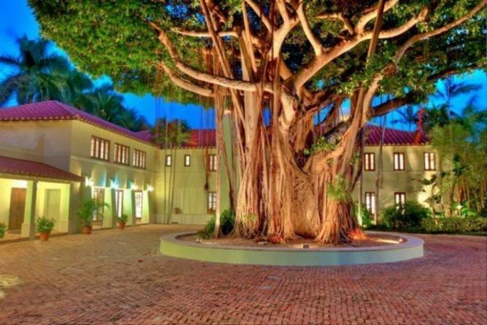 Kaley Cuoco, Penny en 'The Big Bang Theory', vende su lujosa casa: así es por dentro