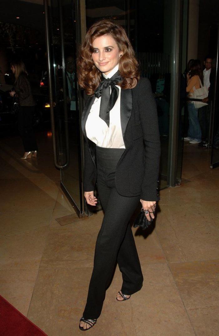 De "divina" a "mágica": la prensa internacional se rinde ante Penélope Cruz