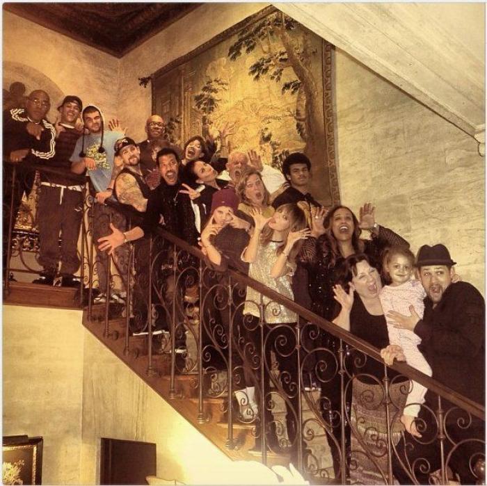 Los famosos te felicitan la Navidad por Twitter (FOTOS)