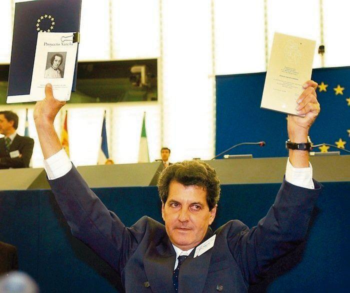 Famosos muertos en 2012: las despedidas del año (FOTOS)