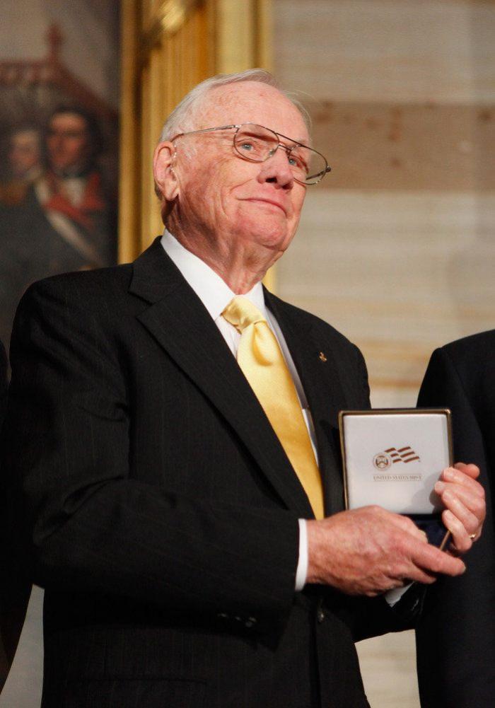 Famosos muertos en 2012: las despedidas del año (FOTOS)