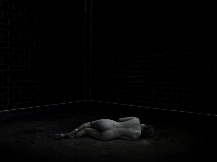 Desnudos sin 'retocar': Nadav Kander reivindica los cuerpos al natural en una muestra en Londres (FOTOS)