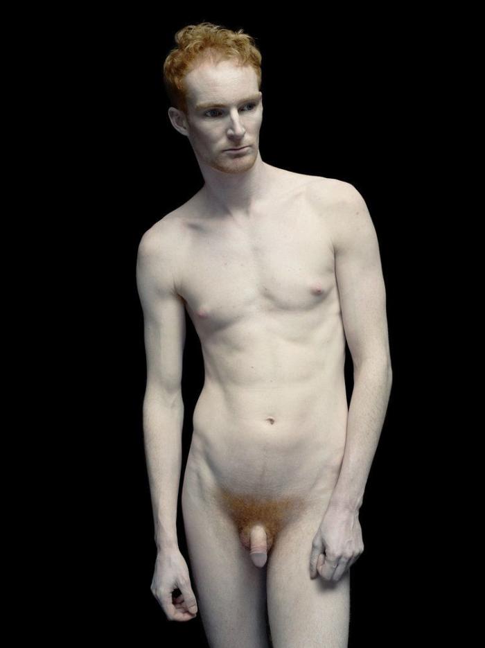 Desnudos sin 'retocar': Nadav Kander reivindica los cuerpos al natural en una muestra en Londres (FOTOS)