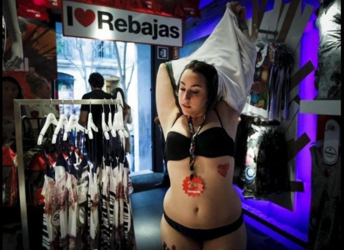 El inexplicable misterio del hueso humano encontrado en unos calcetines de Primark