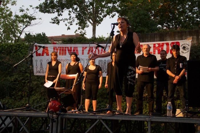 Los mineros son acogidos en Aravaca con un concierto de Aute y Víctor Manuel