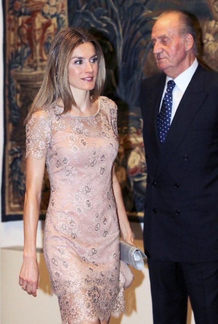 Letizia en Mallorca: traición del maquillaje y mini 'encubierta' en la recepción del Palacio de la Almudaina de 2012 (FOTOS)