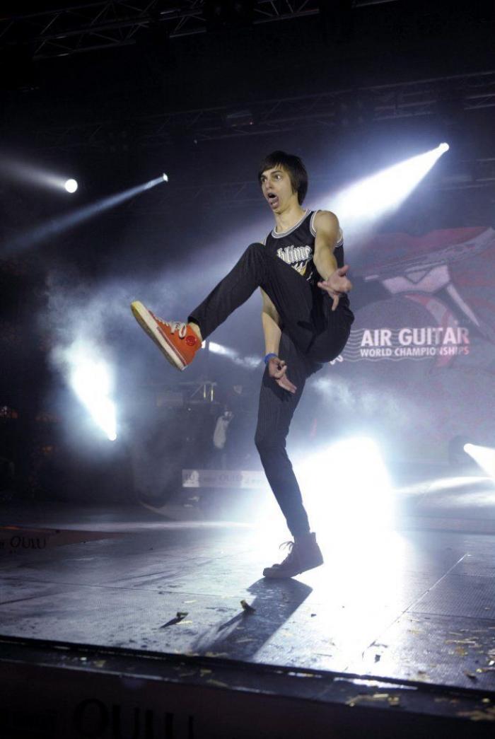 Un estadounidense gana la 17º edición del Air Guitar World Championship (VÍDEOS, FOTOS)