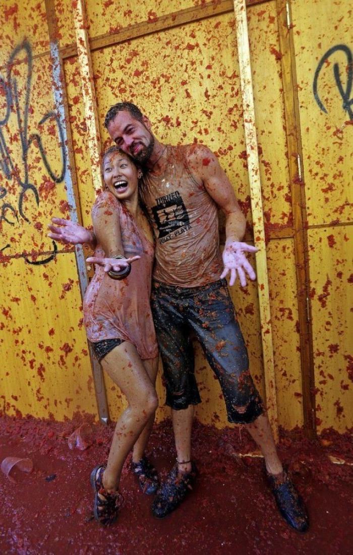 Precio Tomatina: si quieres que te lancen tomates en Buñol tendrás que pagar 10 euros (FOTOS)