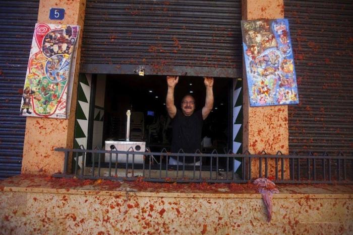Precio Tomatina: si quieres que te lancen tomates en Buñol tendrás que pagar 10 euros (FOTOS)