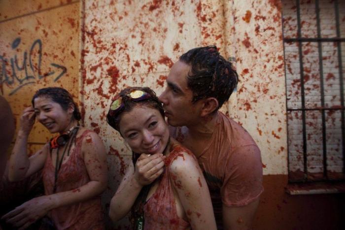 Precio Tomatina: si quieres que te lancen tomates en Buñol tendrás que pagar 10 euros (FOTOS)