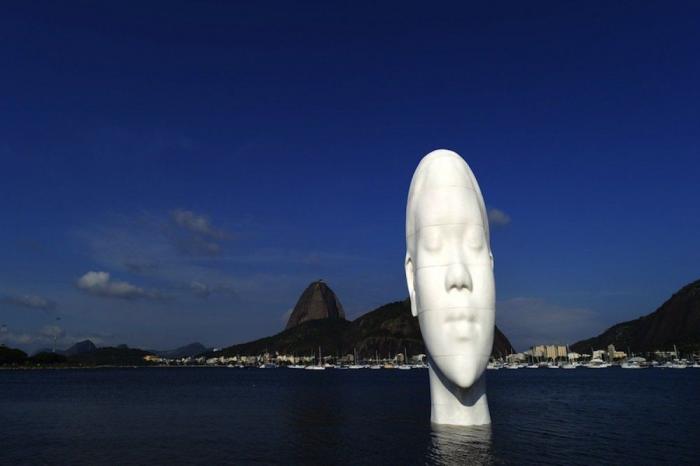 Jaume Plensa: nueva escultura en una playa de Río, en Brasil (FOTOS)