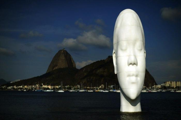 Jaume Plensa: nueva escultura en una playa de Río, en Brasil (FOTOS)