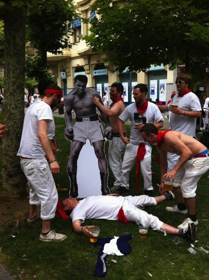 Muhammad Ali y Froilán en Sanfermín: así se hizo el viral del momento (FOTOS)