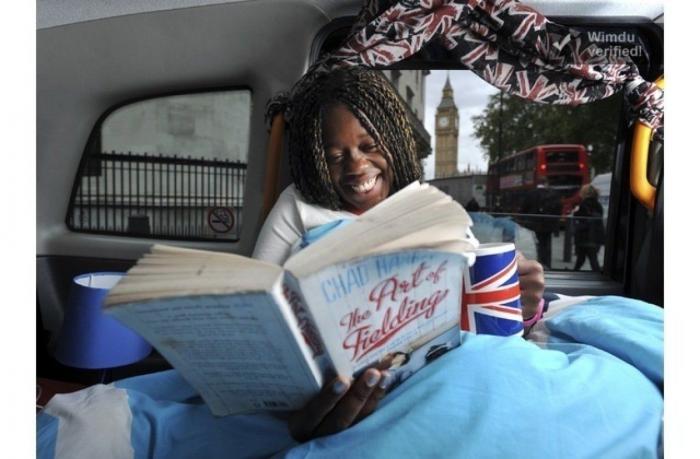 Un taxi-hotel y otros alojamientos curiosos durante los juegos olímpicos en Londres (FOTOS)