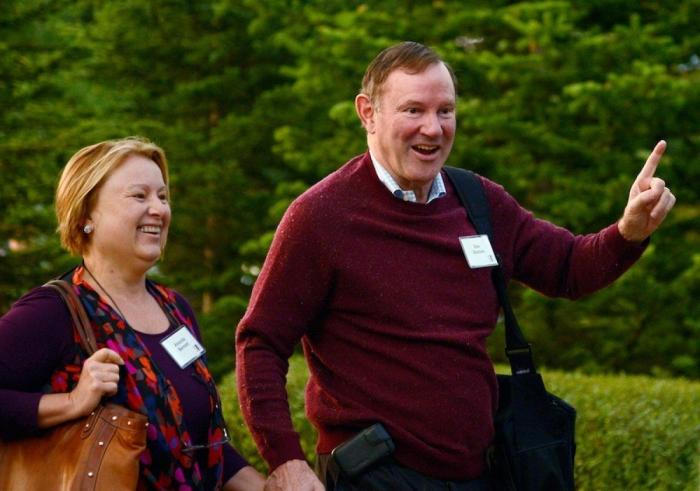 Sun Valley 2012: los millonarios de la comunicación se ponen sus mejores camisetas (FOTOS)