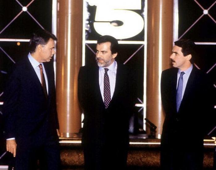 David Cantero sorprende a Isabel Jiménez con lo que hizo al final del informativo de Telecinco