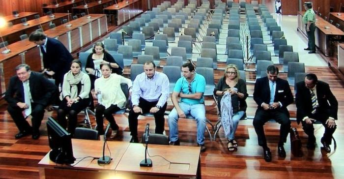 Julián Muñoz: "Soy un humilde camarero, que firmó todo sin dinero a cambio"