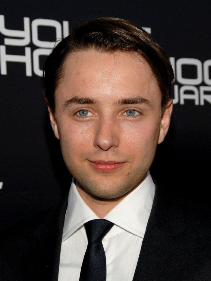 Eva González se da cuenta de un detalle en estas imágenes de Broncano, Buenafuente y Quequé