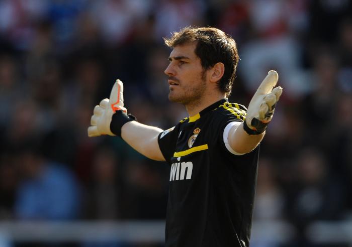 Bob Pop firma la reacción más difundida (y demoledora) sobre los tuits de Casillas y Puyol