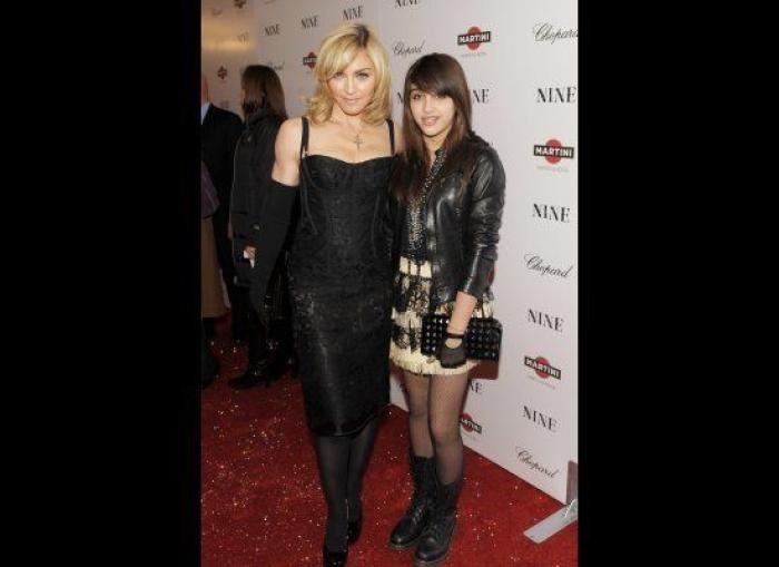 Loles León recuerda en 'Ven a cenar conmigo' el día que 'amenazó' a Madonna