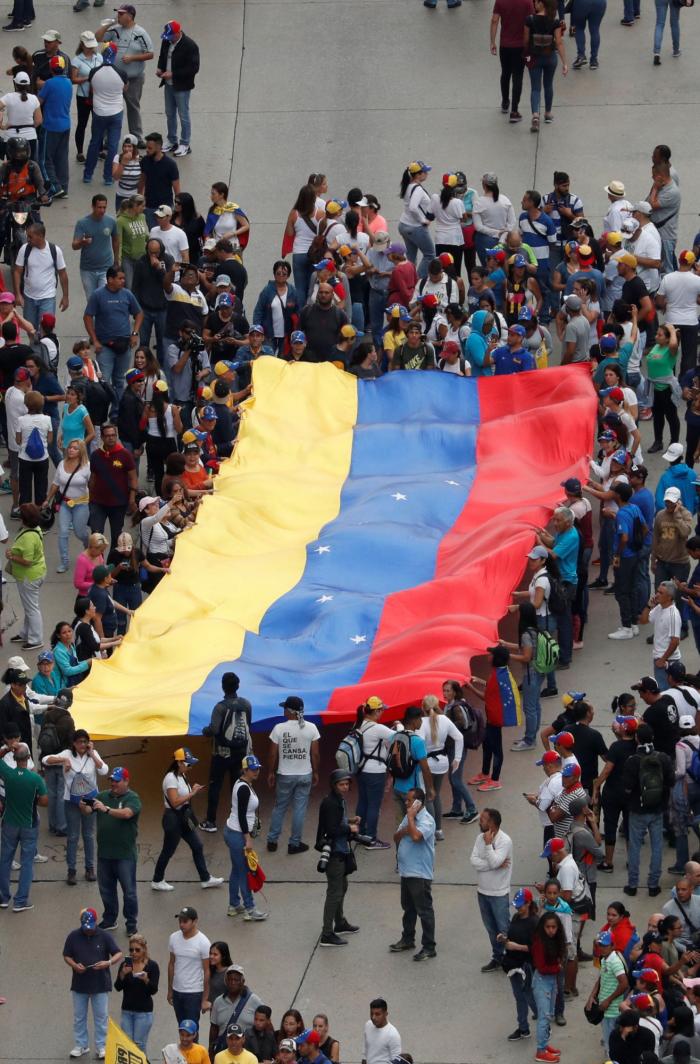 Juan Guaidó: "Ni nos vamos a rendir ni nos vamos a entregar ni nos vamos a resignar"