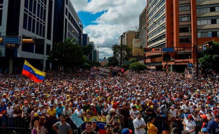 Juan Guaidó: "Ni nos vamos a rendir ni nos vamos a entregar ni nos vamos a resignar"