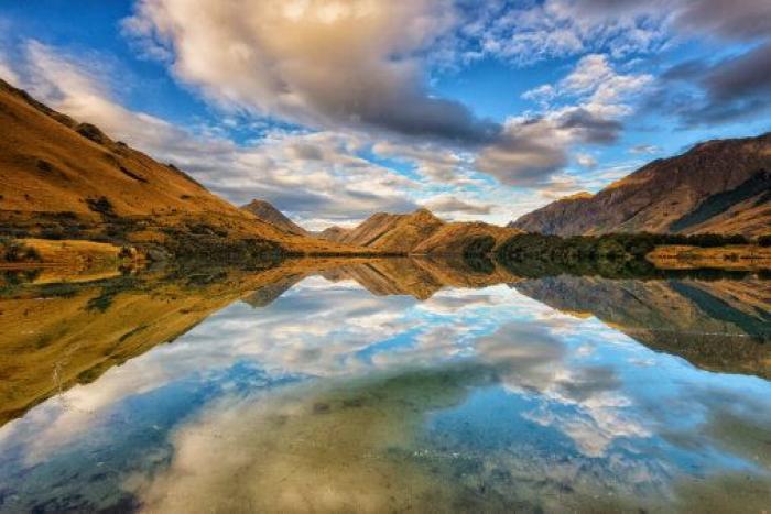 Más viajes, más caros pero sin salir de casa: el perfil del turismo en 2015