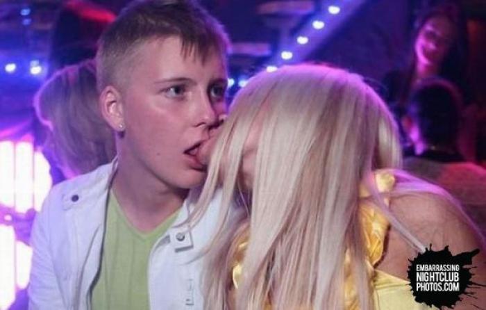 Embarrassing Nightclub Photos: las peores fotos de anoche (FOTOS)