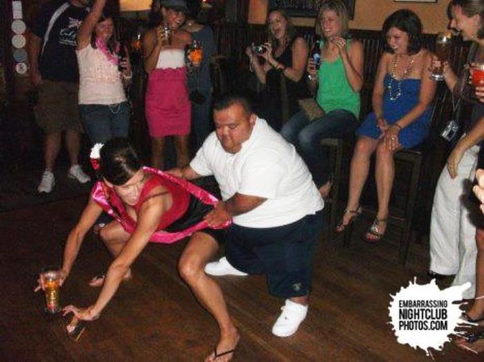 Embarrassing Nightclub Photos: las peores fotos de anoche (FOTOS)