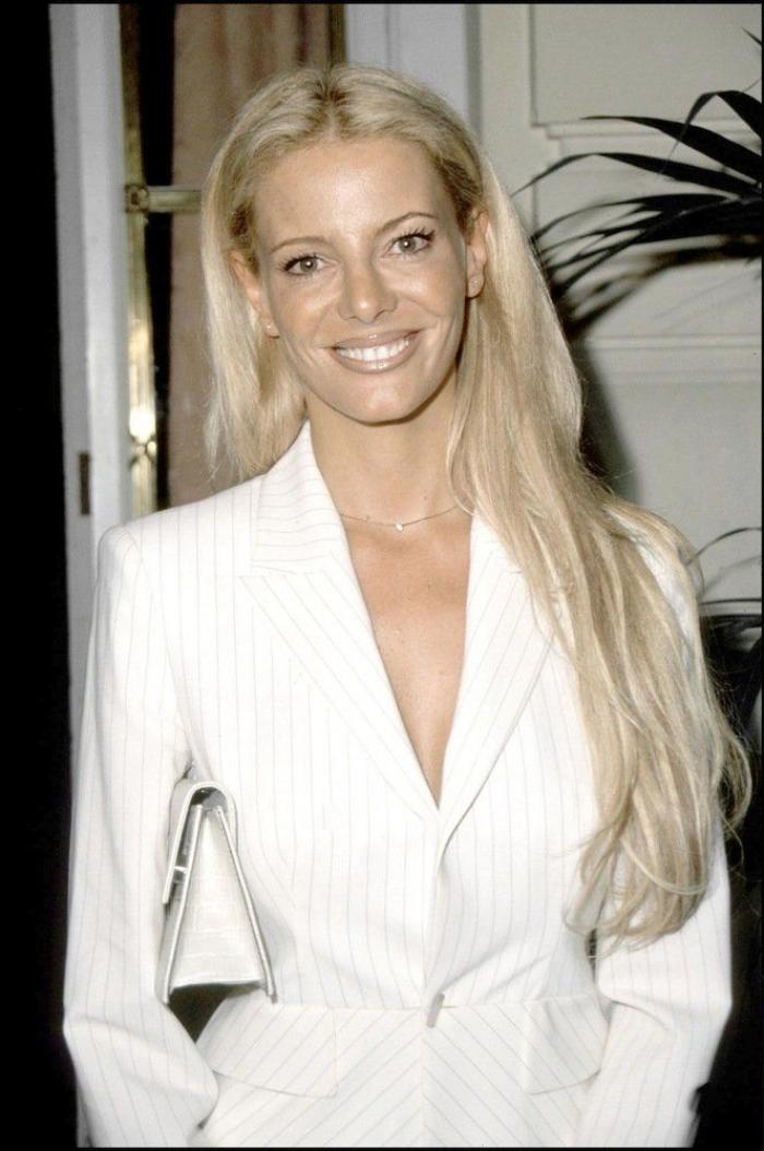 El director de 'Marca' pide a Paula Vázquez que deje de "hacer el ridículo" tras criticar su portada sobre Mireia