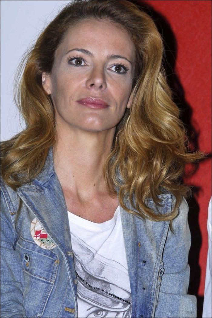 El director de 'Marca' pide a Paula Vázquez que deje de "hacer el ridículo" tras criticar su portada sobre Mireia