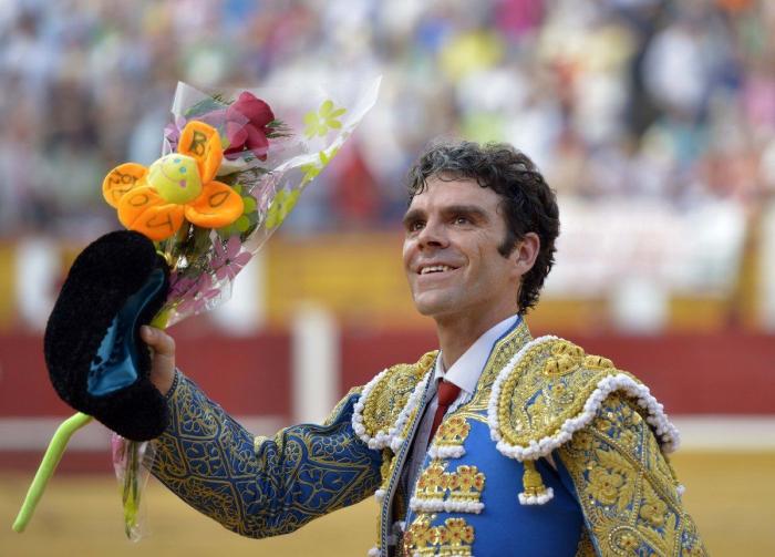 Jan: "Superlópez les diría a Rajoy y a Wert que se fueran al planeta Koskatilla"